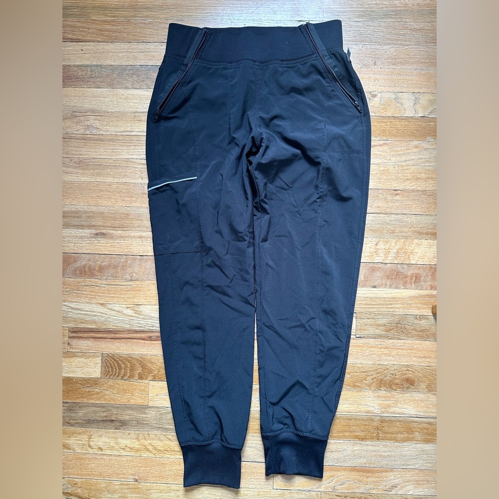 Infinity Jogger Scrub Pants for Women in Black
